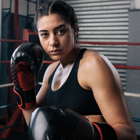 woman boxing boxing for beginners boxing gloves