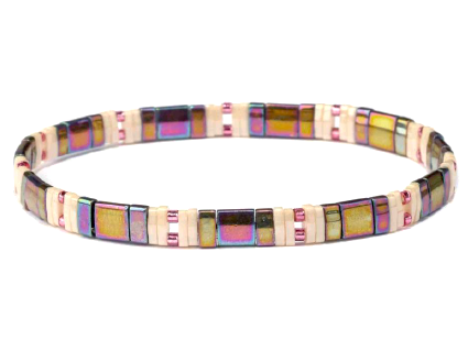 Tila- Pinky Tee