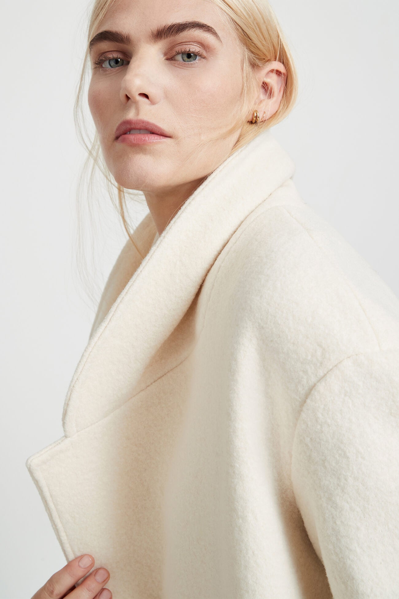 Oversized Women’s Cream Wool Winter Coat | Marcella