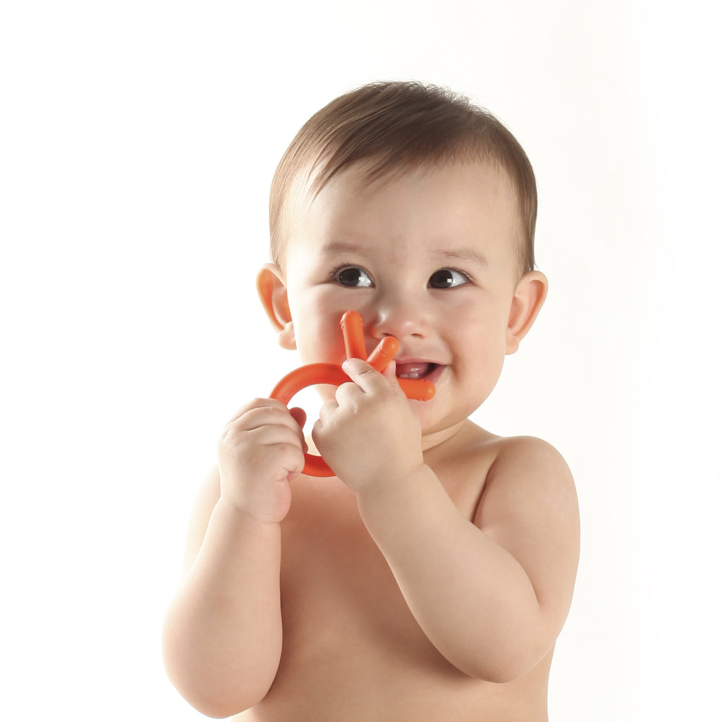 comotomo silicone baby teether