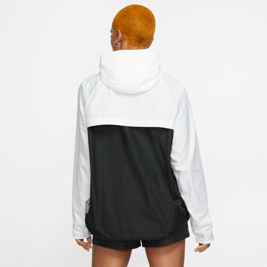 nike sportswear windrunner women