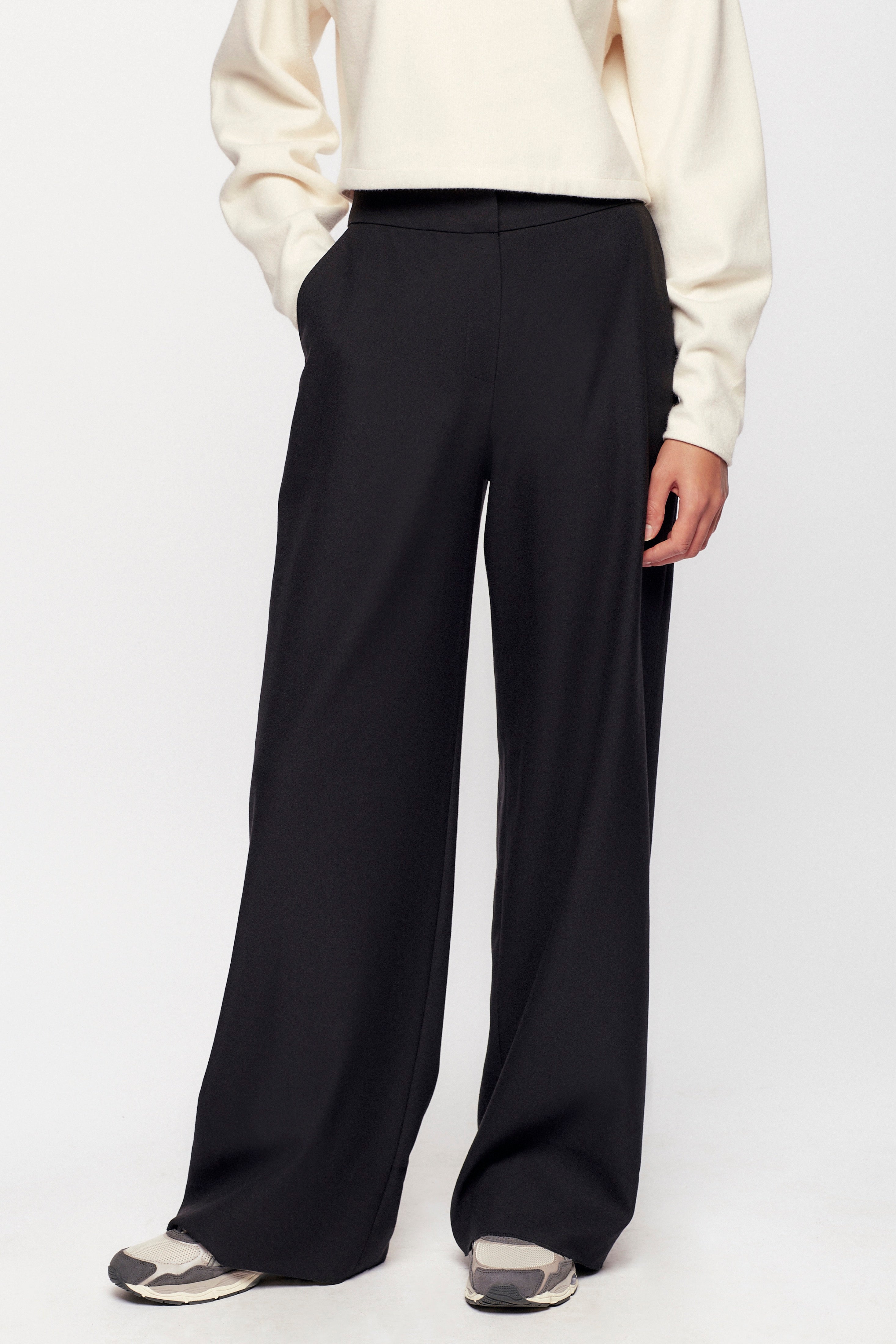 Women's Nuba Crepe Trouser