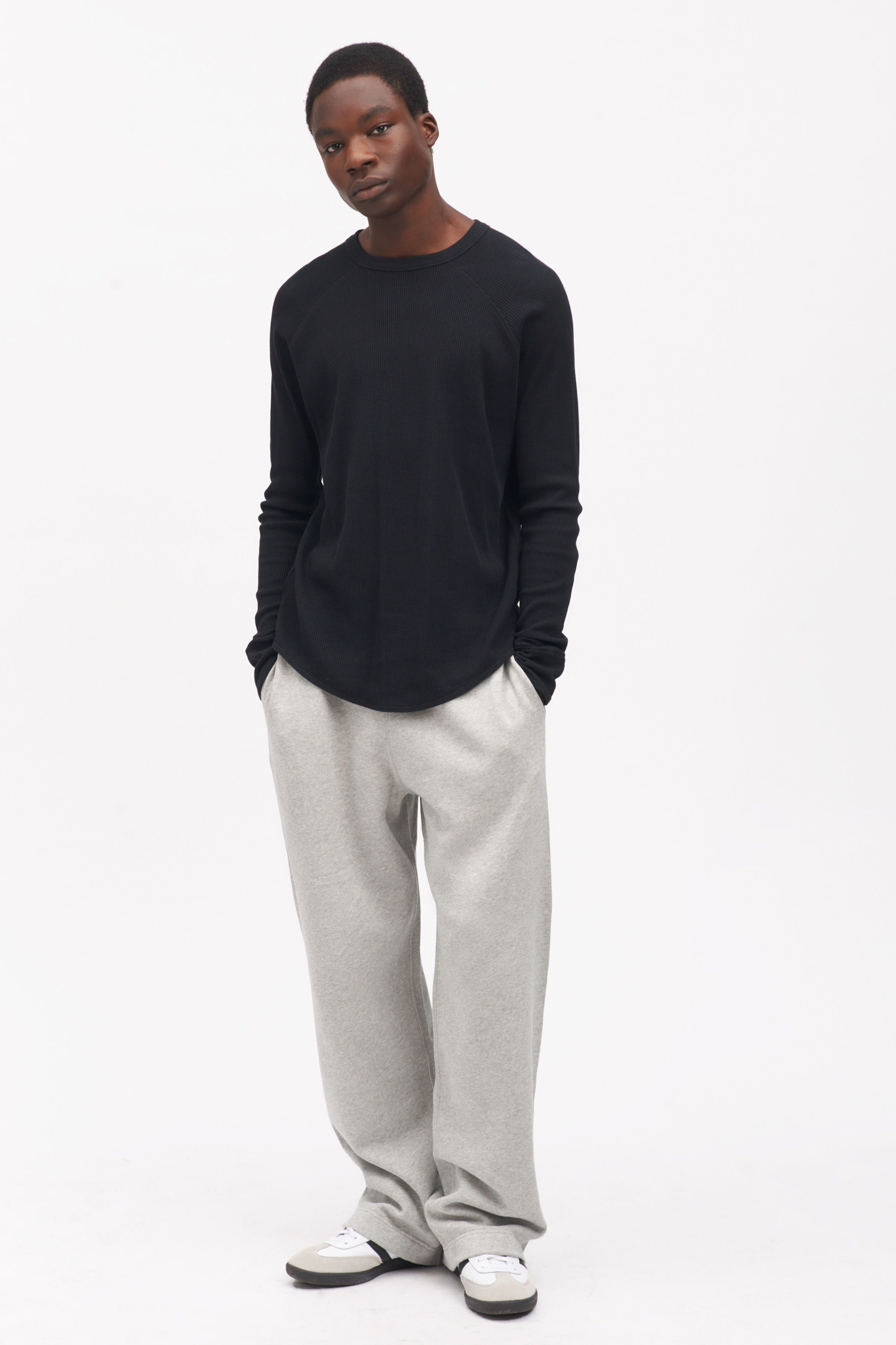 Black straight clearance leg sweatpants