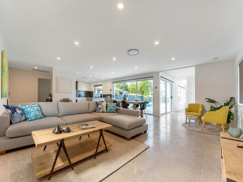 BROADBEACH HOME STAGING | Tailored Space Interiors