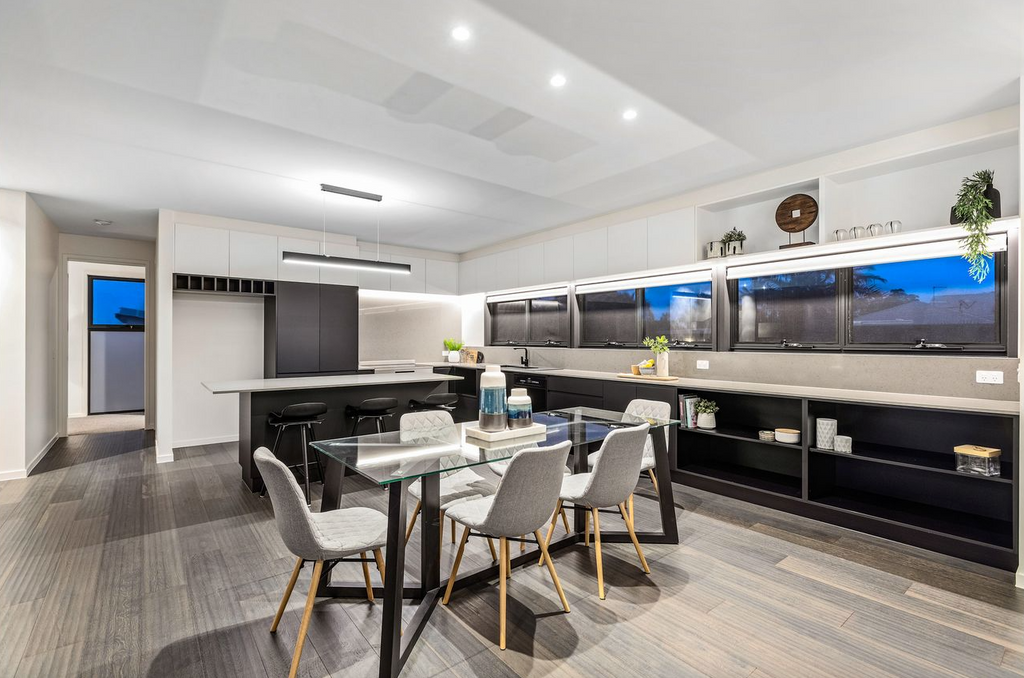 Property-styling-package-kingscliff-dining-kitchen