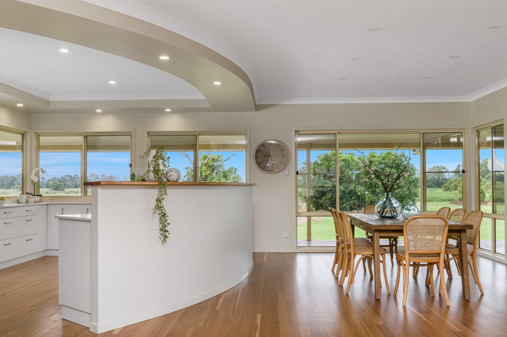 property-staging-nsw-coraki-dining-kitchen-decor-style-design