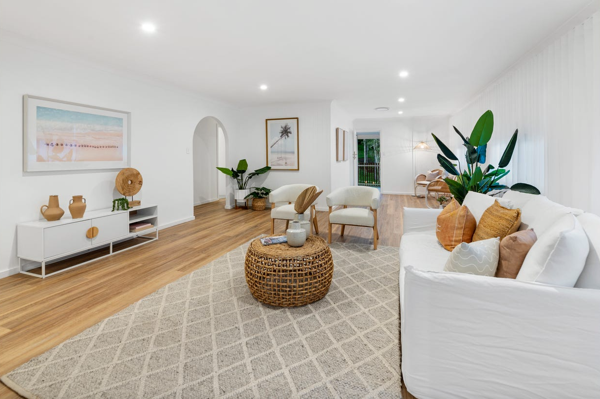 property-styling-ashmore-qld-for-sale-lounge-room-style