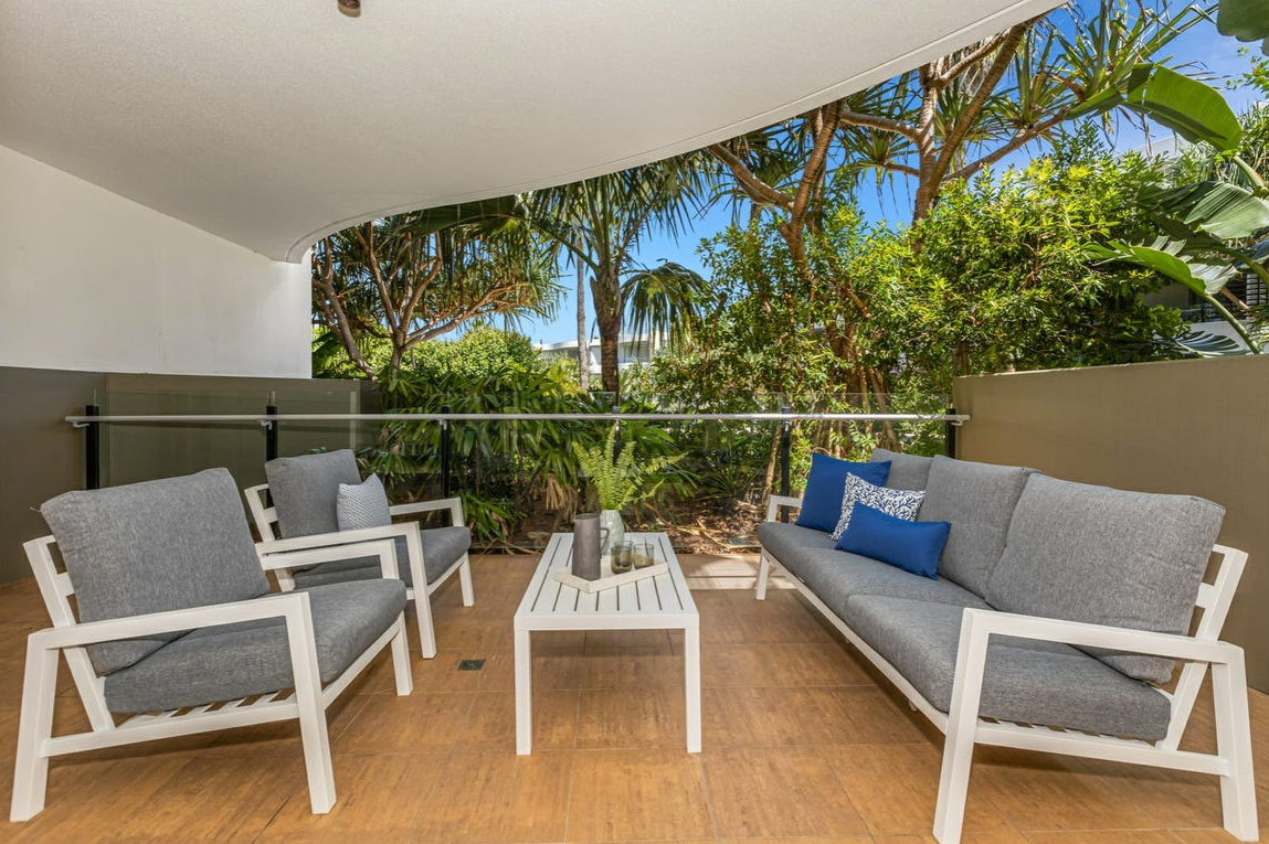 property-styling-casuarina-nsw-tweed-coast-outdoor-lounge-style