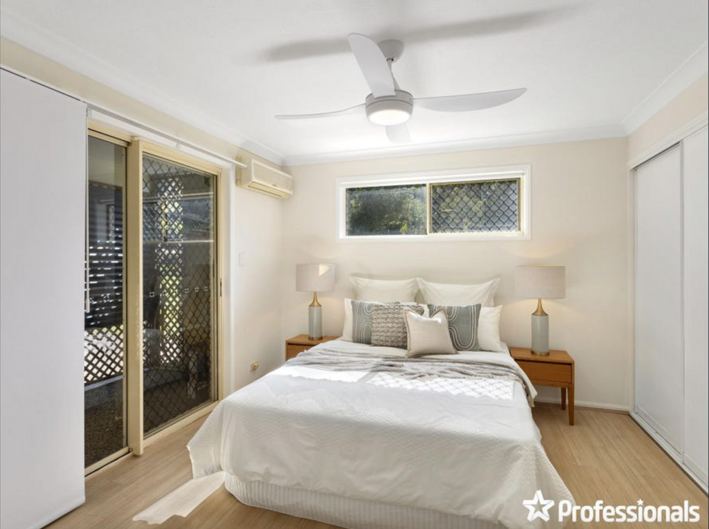 property-styling-currumbin-qld-gold-coast-main-bedroom-staging