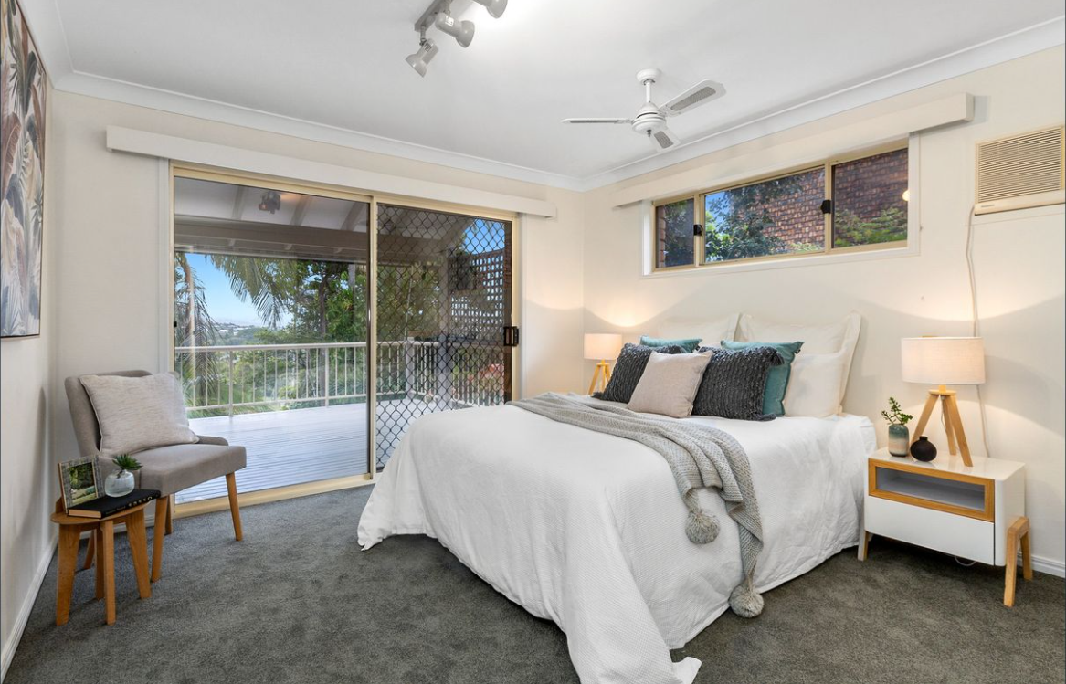 property-styling-for-sale-banora-point-nsw-master-bedroom