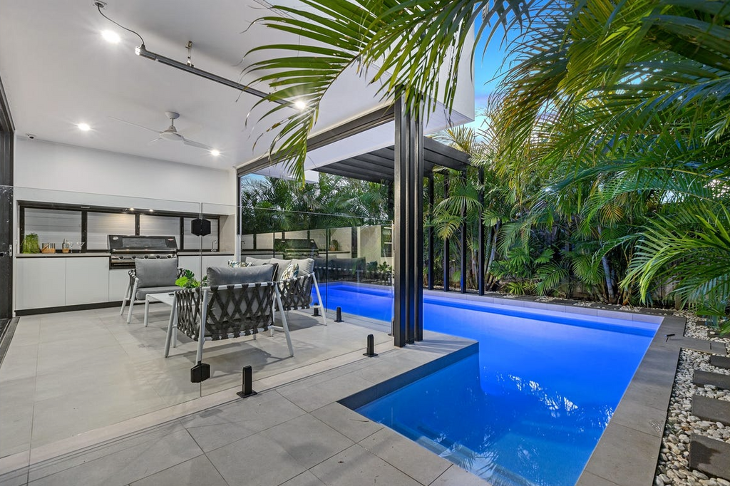 property-styling-kingscliff-nsw-outdoor-patio-poolside-living-space
