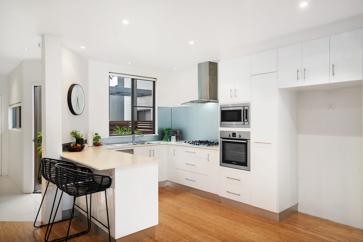 property-styling-lennox-head-nsw-for-sale-kitchen-decor