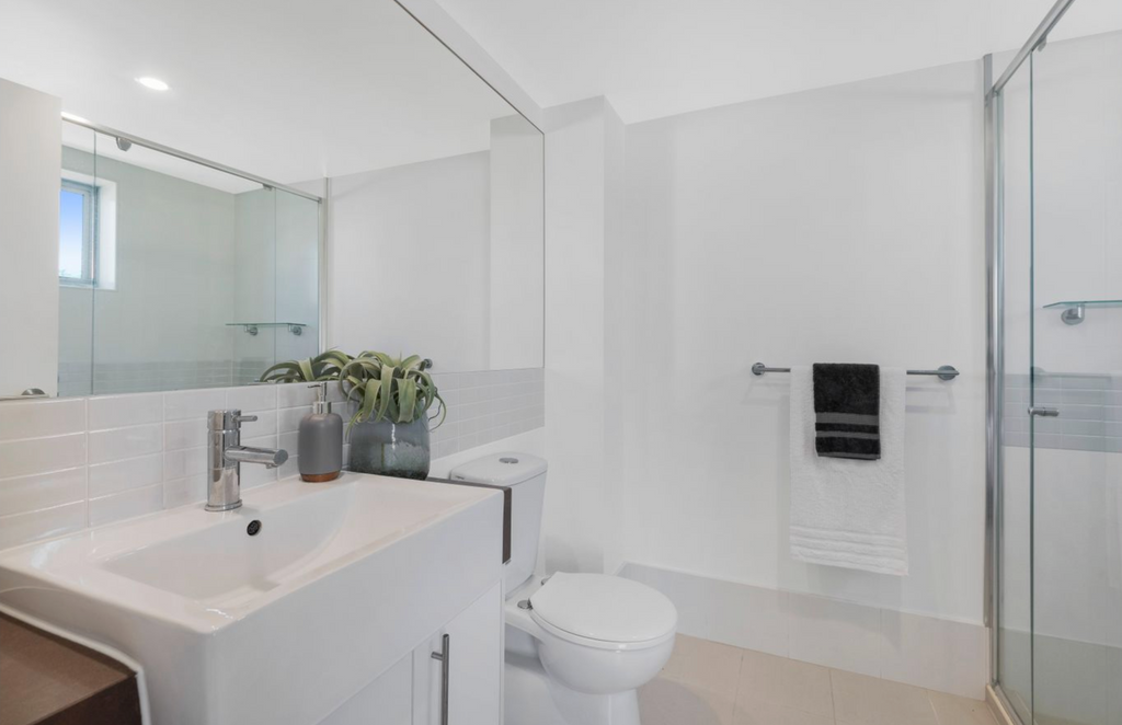 property-styling-main-bathroom