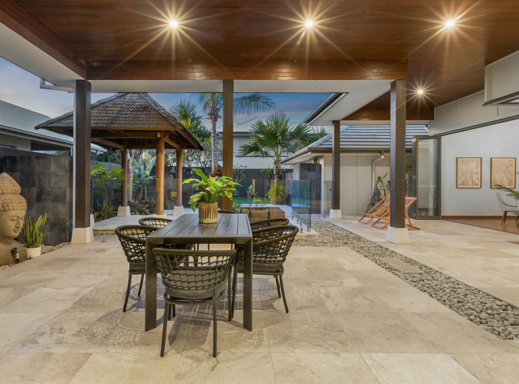 property-styling-north-nsw-casuarina-bali-architecture-outdoor-living-style-decor-staging