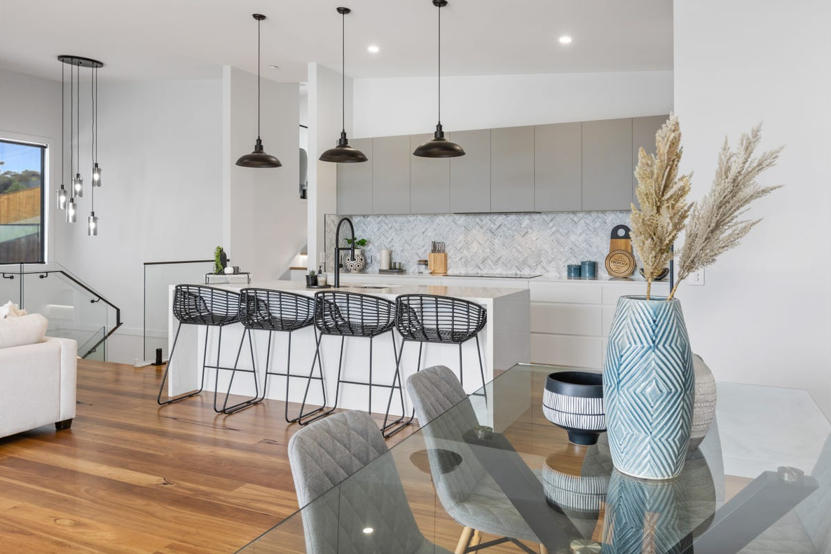 property-styling-nsw-terranora-dining-kitchen