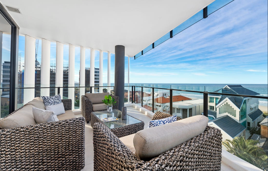 property-styling-palm-beach-outdoor-balcony