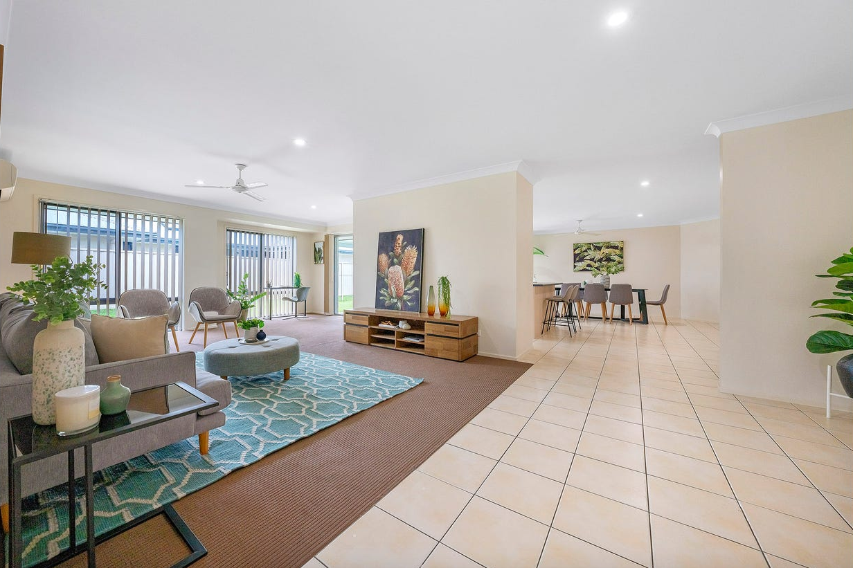 property-styling-pottsville-nsw-lounge-entry-area