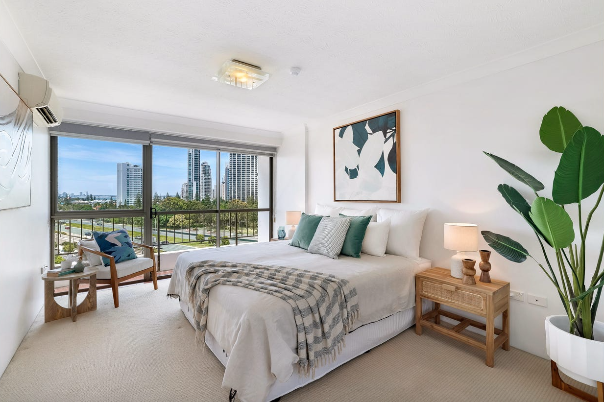 property-styling-surfers-paradise-main-bedroom