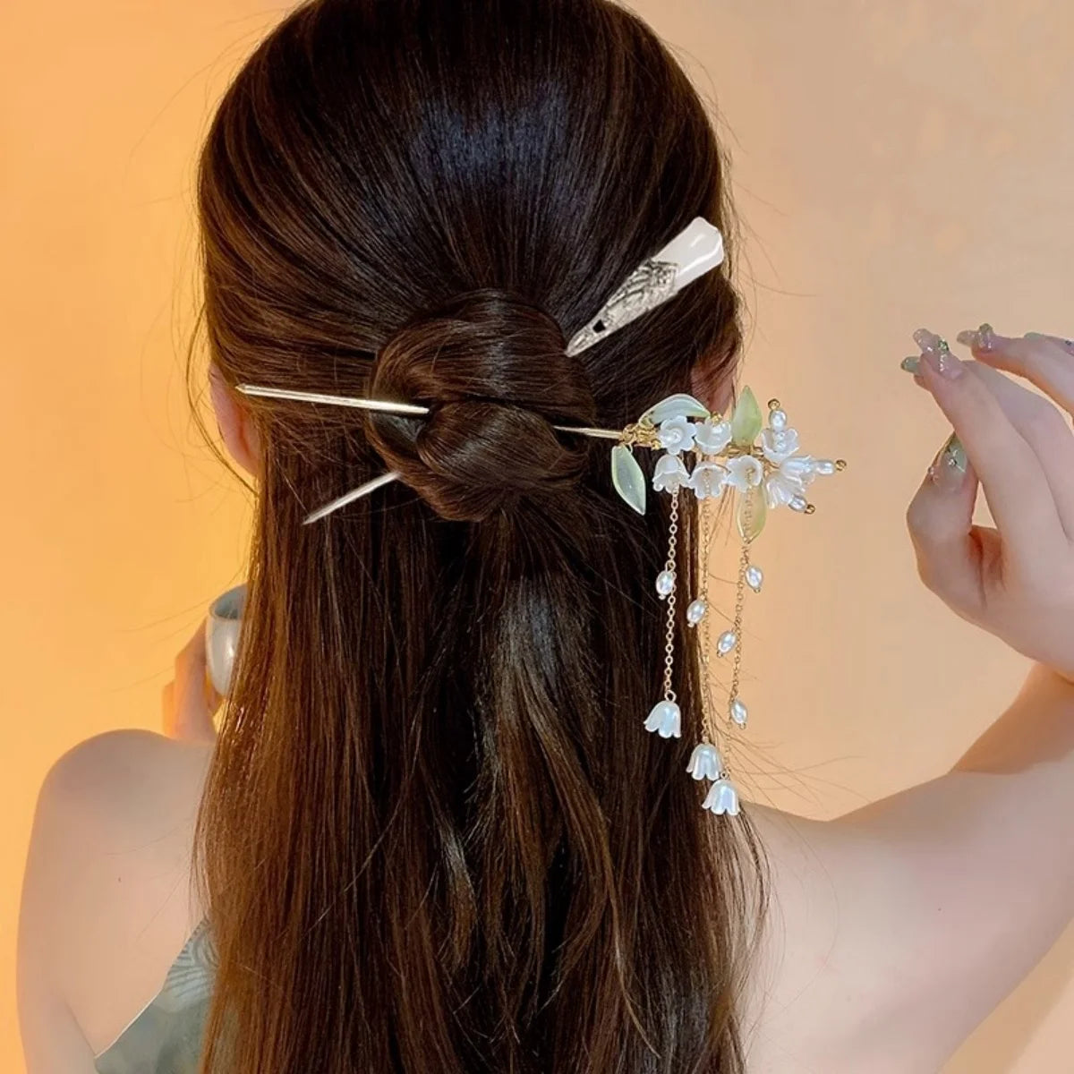 Blossom Tassel Hairpin