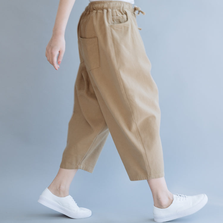 loose khaki pants