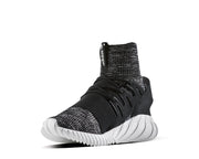 adidas tubular oreo