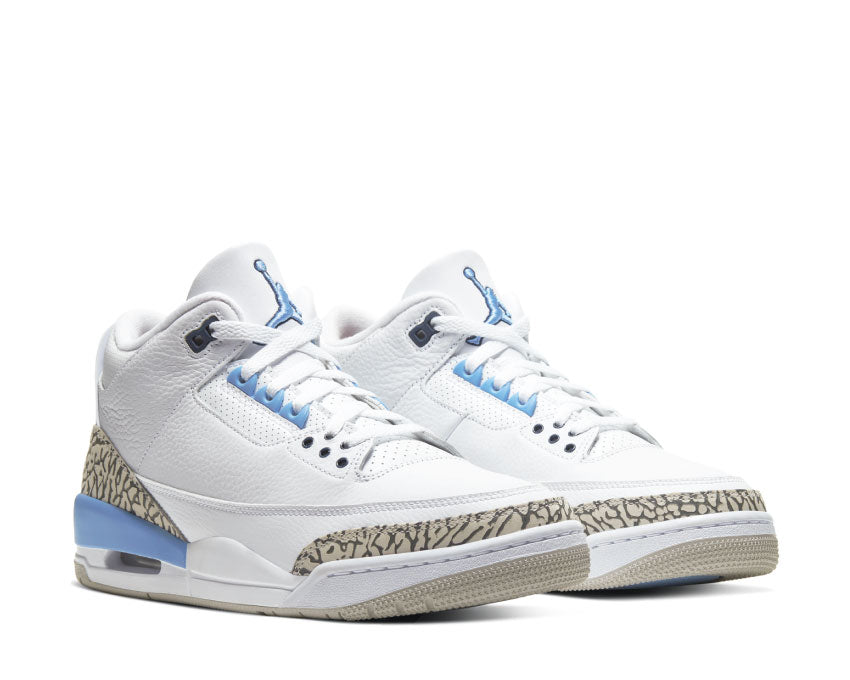 Air Jordan 3 Retro UNC