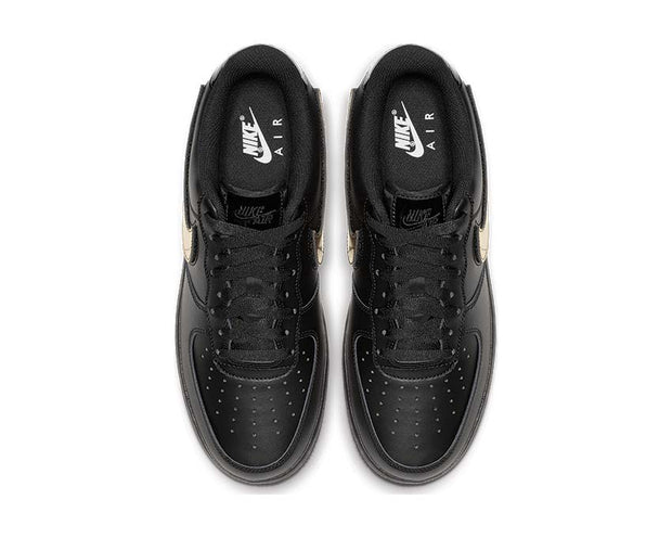 nike air force 1 07 lv8 negras