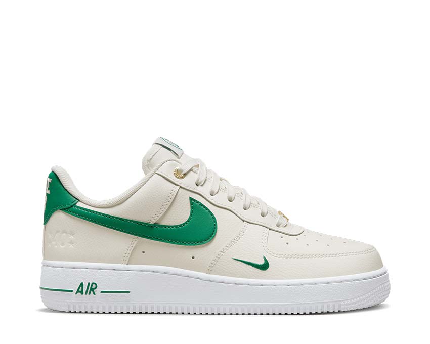 Nike Air Force 1 '07 SE DQ7582-101 -