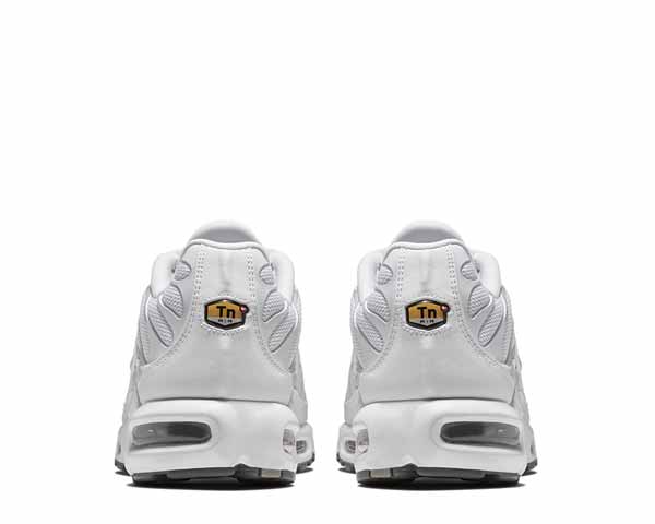 nike air max plus white