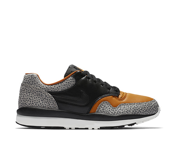 Nike Safari AO3295-001 -