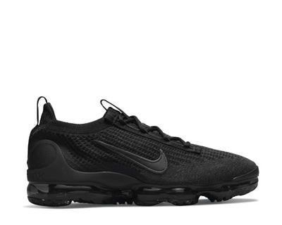 vapormax shoes black and white
