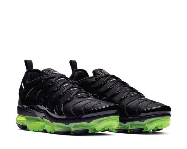 nike air vapormax plus volt