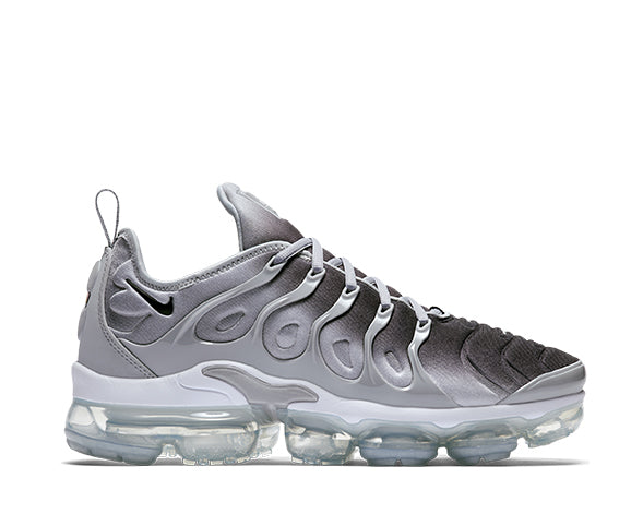 air max vapormax plus all grey