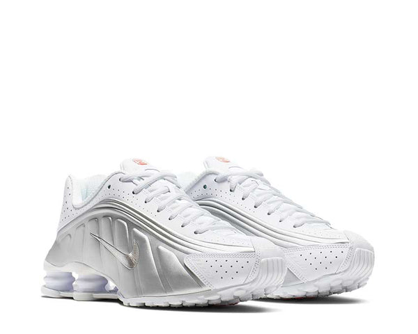 Nike Shox R4 White 104265-131 - Buy Online - NOIRFONCE