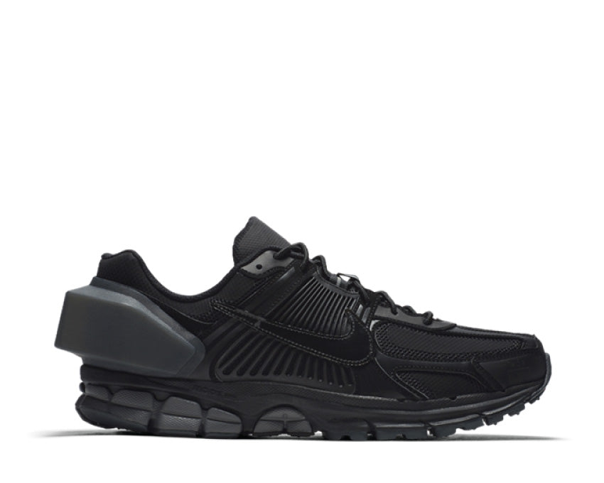 nike zoom vomero 5 acw black