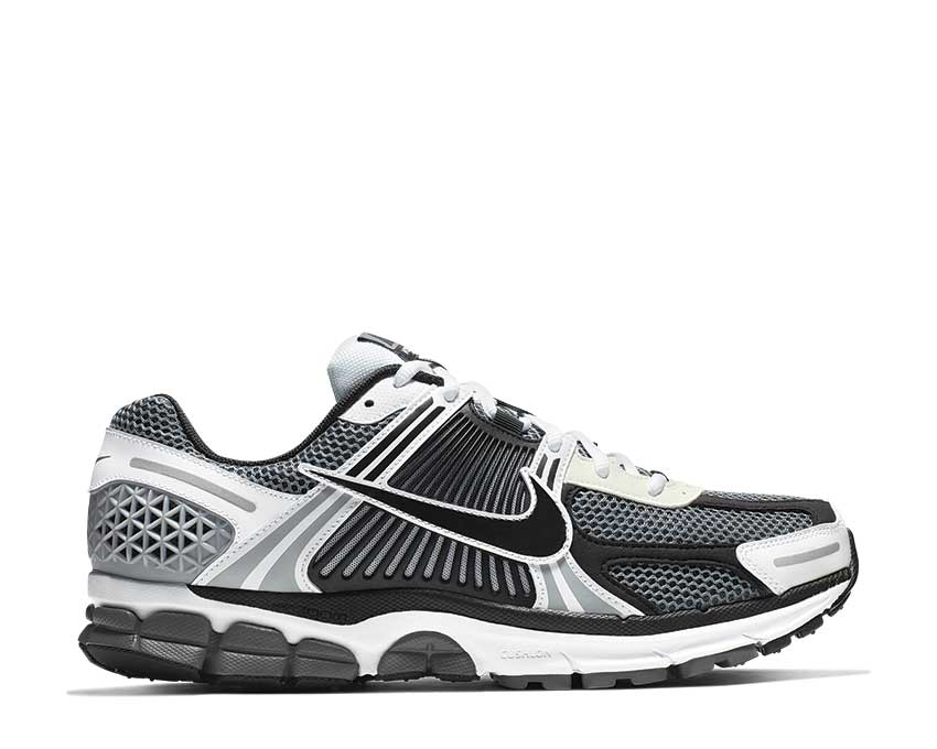 nike zoom vomero 5 se sp dark grey black