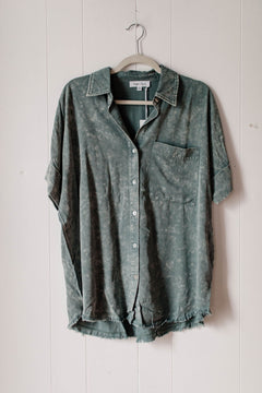 Vintage Mineral Wash Short Sleeve Button Down Shirt - Sage