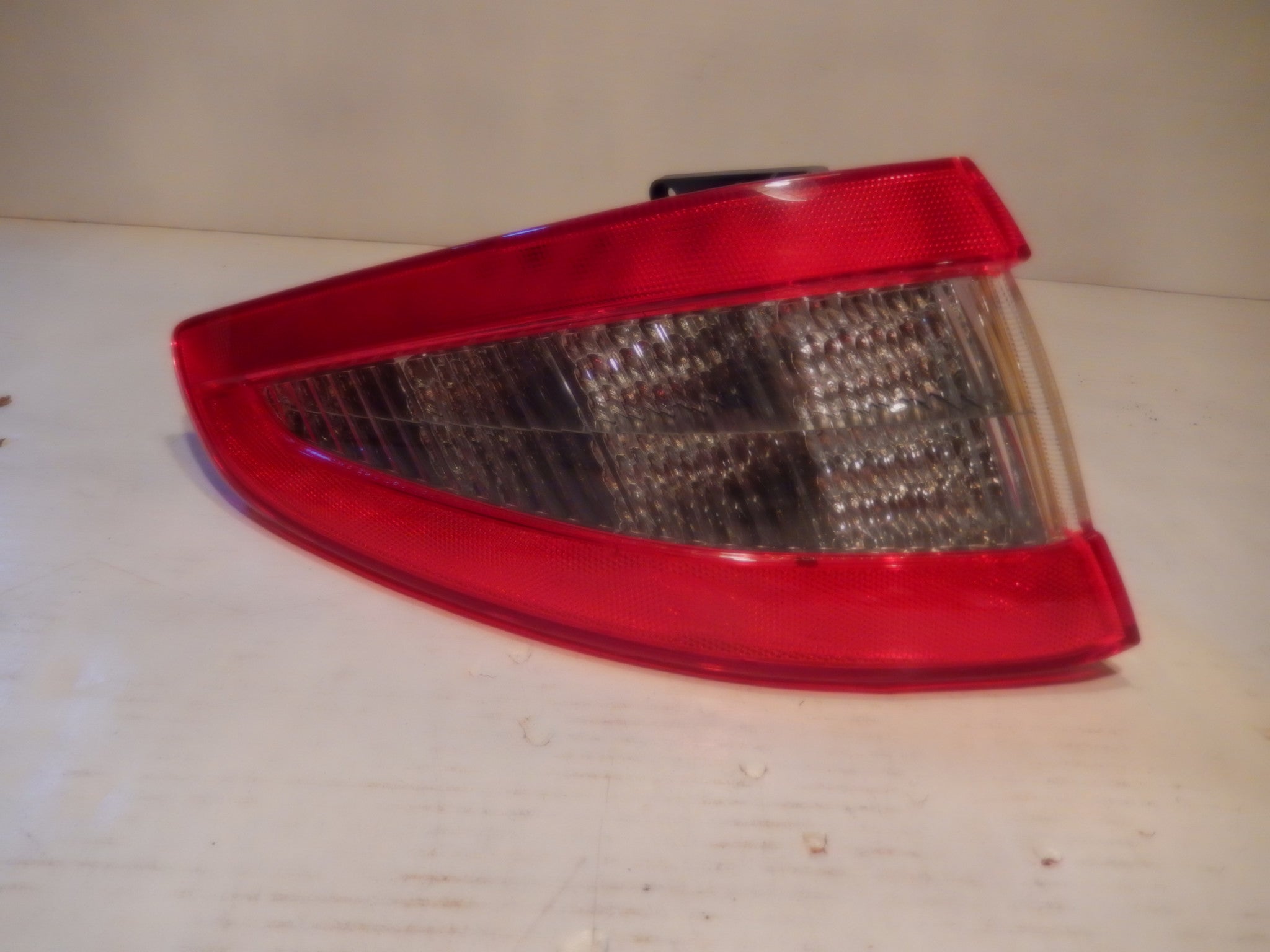 Maserati 08 - 12 Grand Turismo Drivers Side ( Left ) Taillight