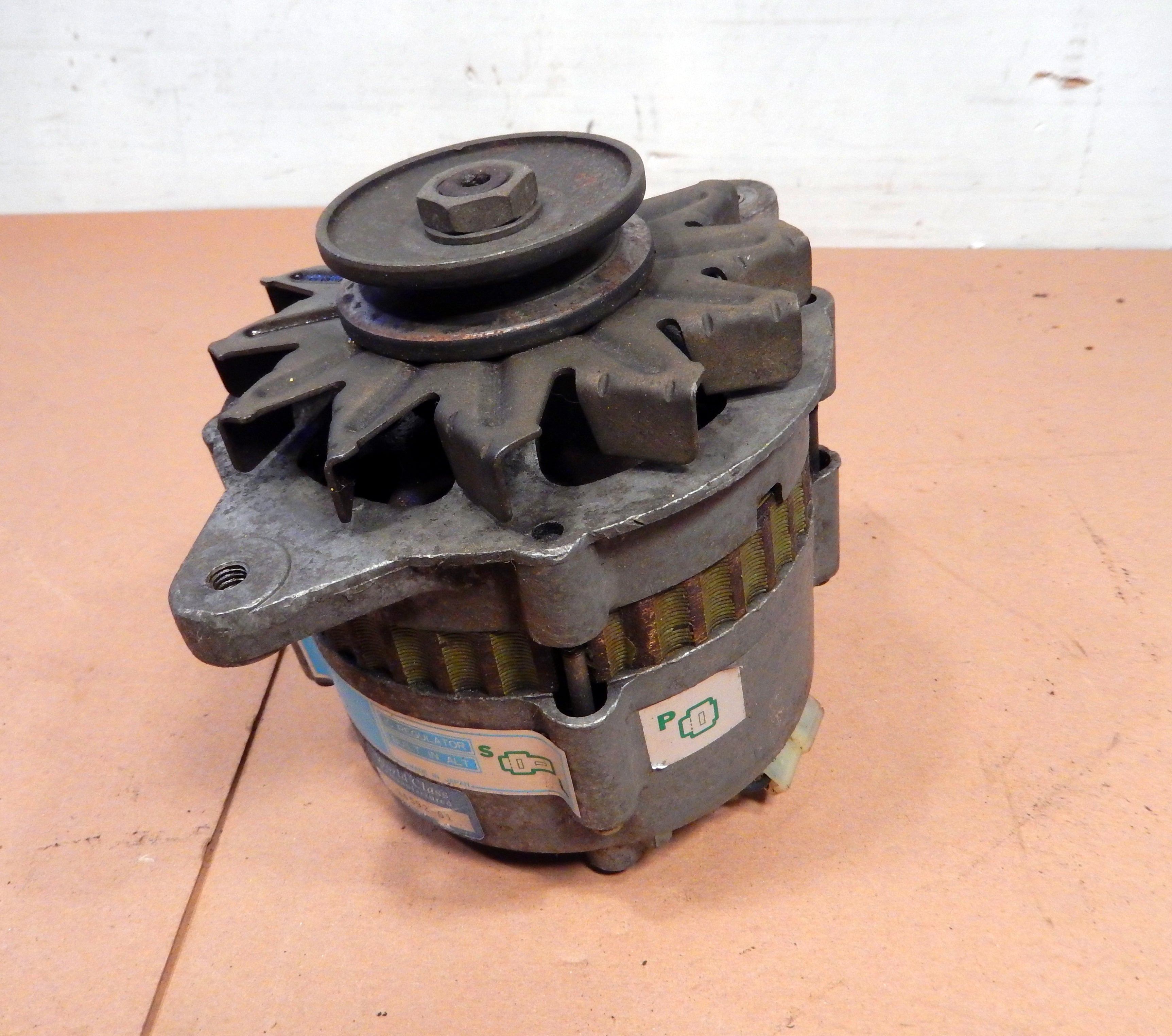 Datsun 280ZX OEM HITACHI Alternator