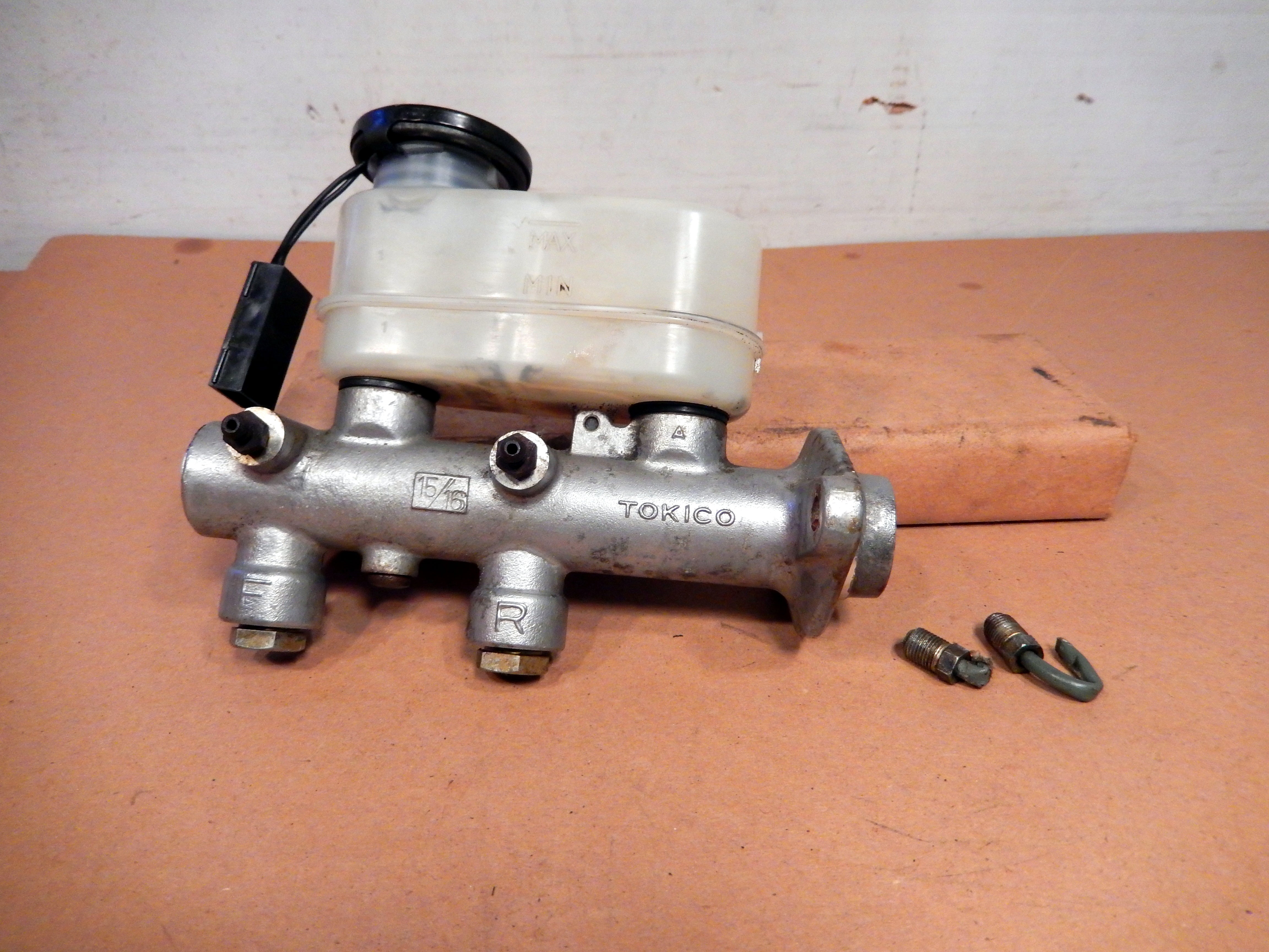 Datsun 280ZX OEM Brake Master Cylinder