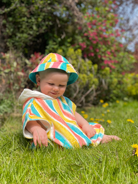 Lucy and Sam Kids Baby Towelling Robe Beach 