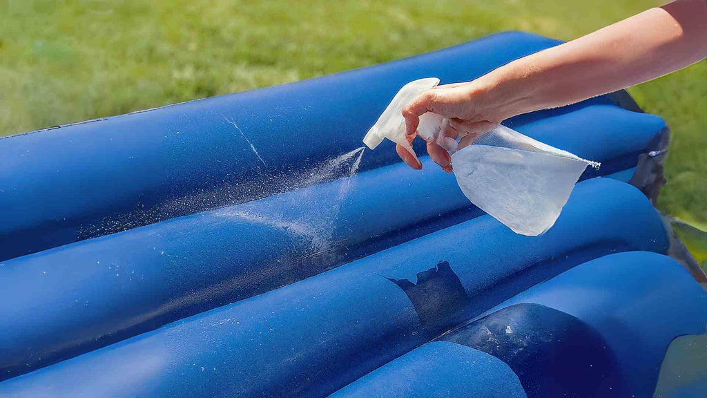 how to clean vinyl pool floats