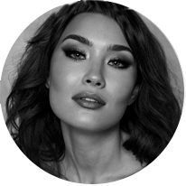 Рамина Назарова