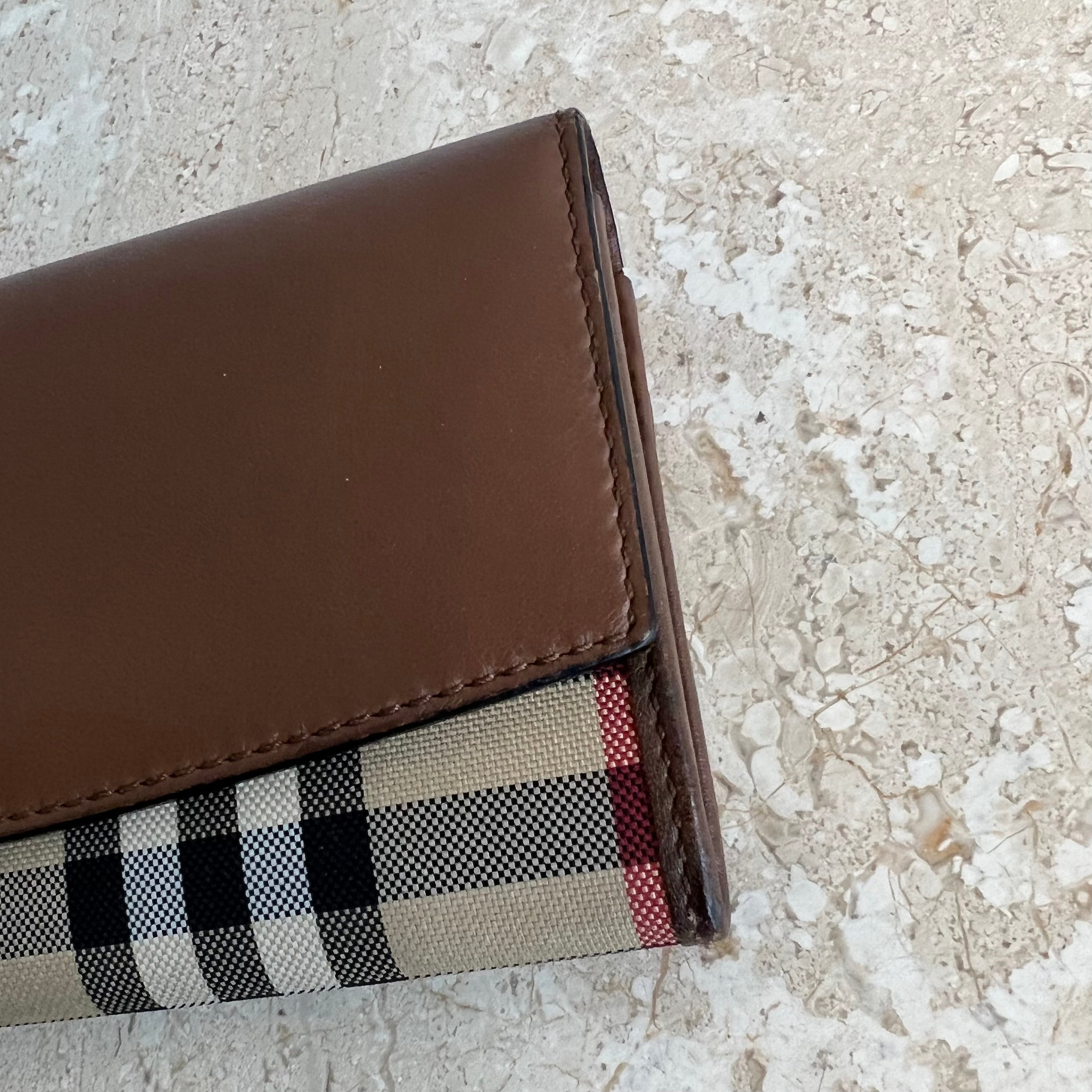 Authentic BURBERRY Nova Check Haymarket & Brown Leather Wallet – Valamode