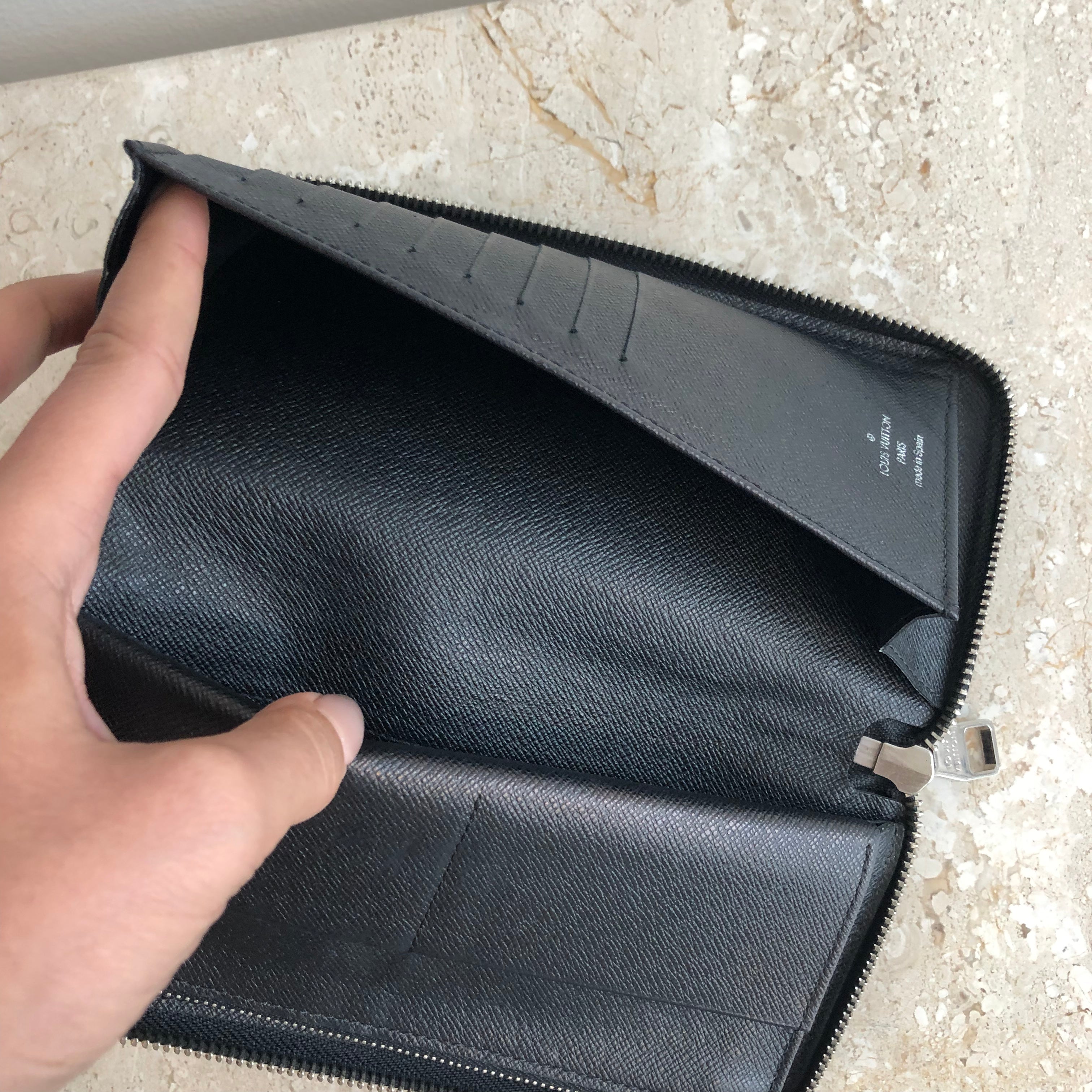 Lv Zippy Wallet Inside | semashow.com