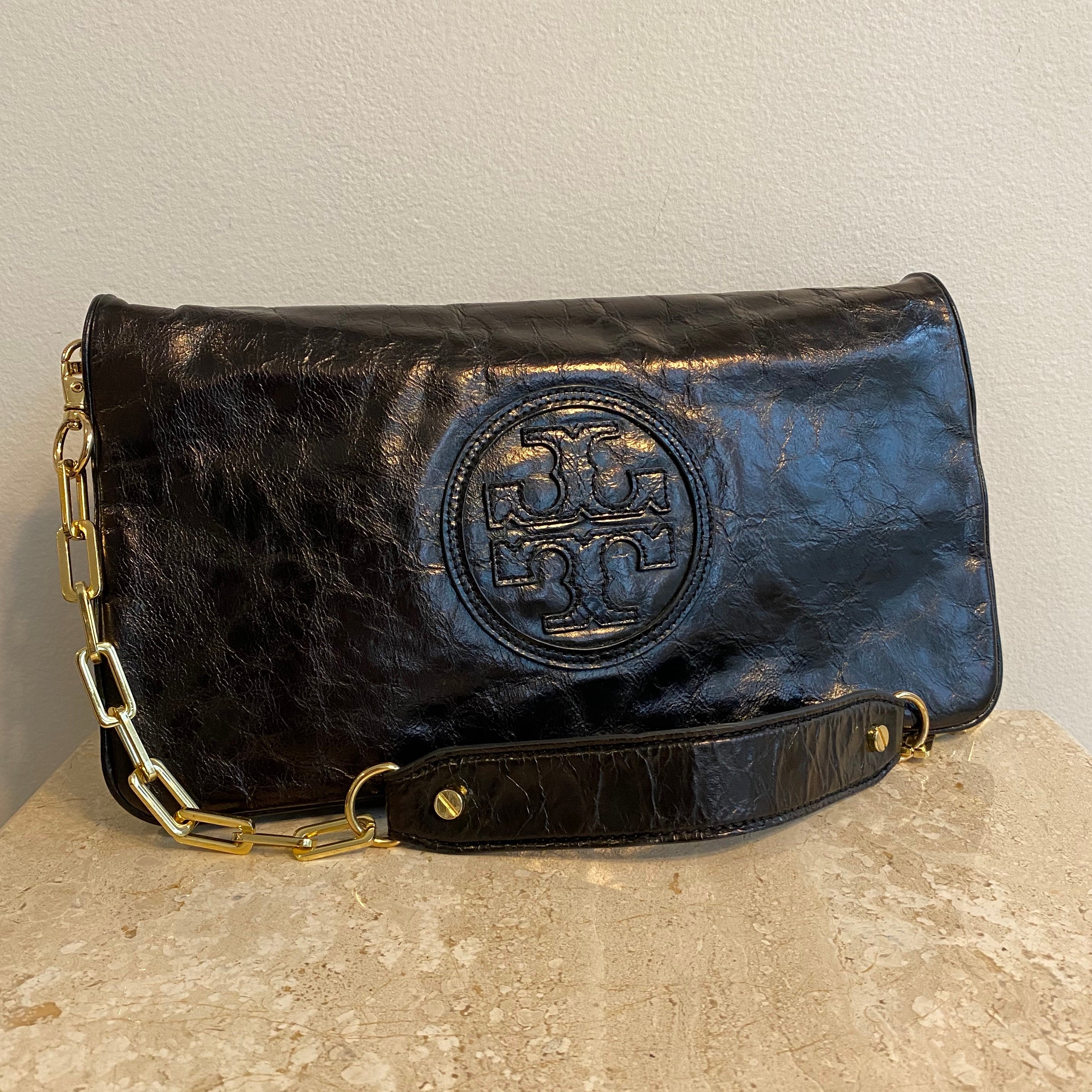 Authentic TORY BURCH Reva Black Metallic Clutch on Chain – Valamode