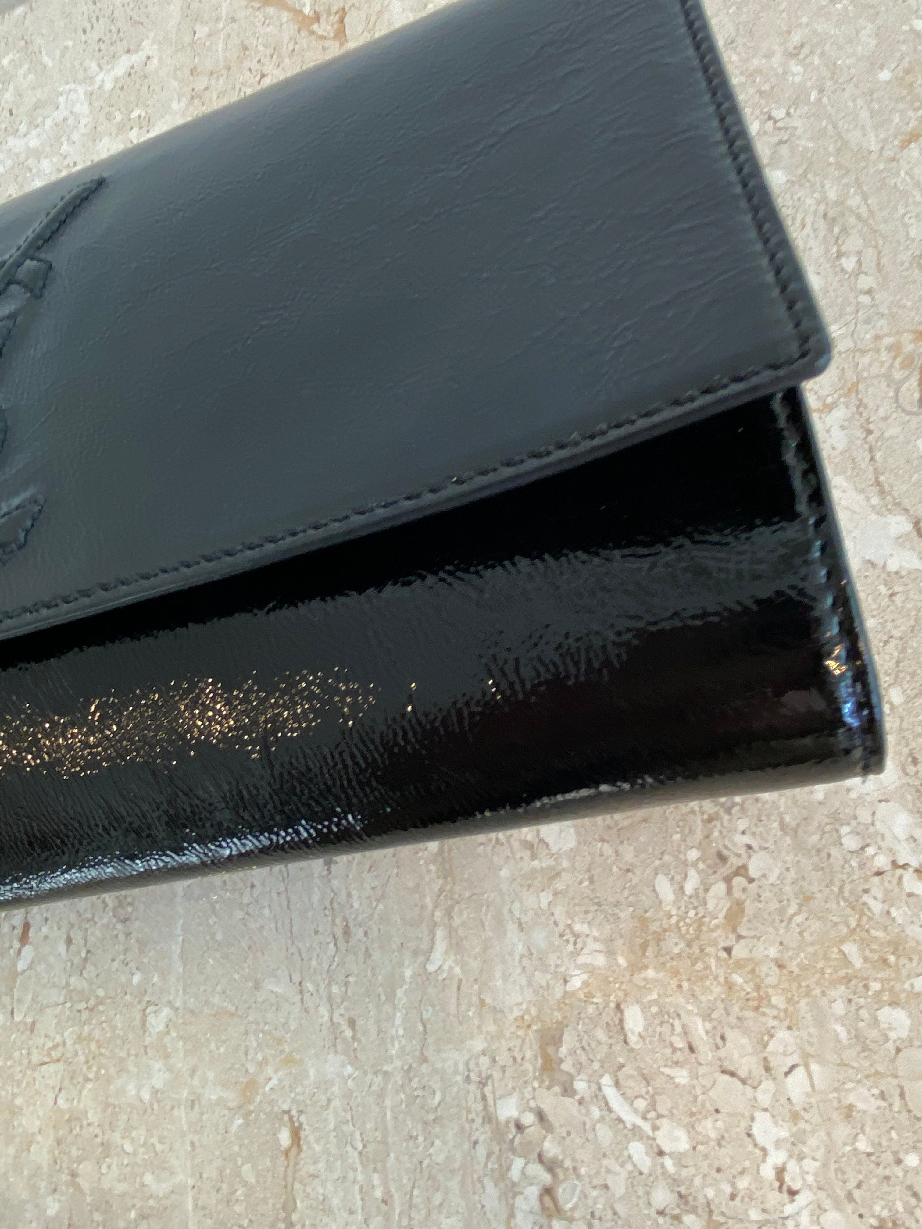 Authentic YVES SAINT LAURENT Black Patent Leather Clutch – Valamode