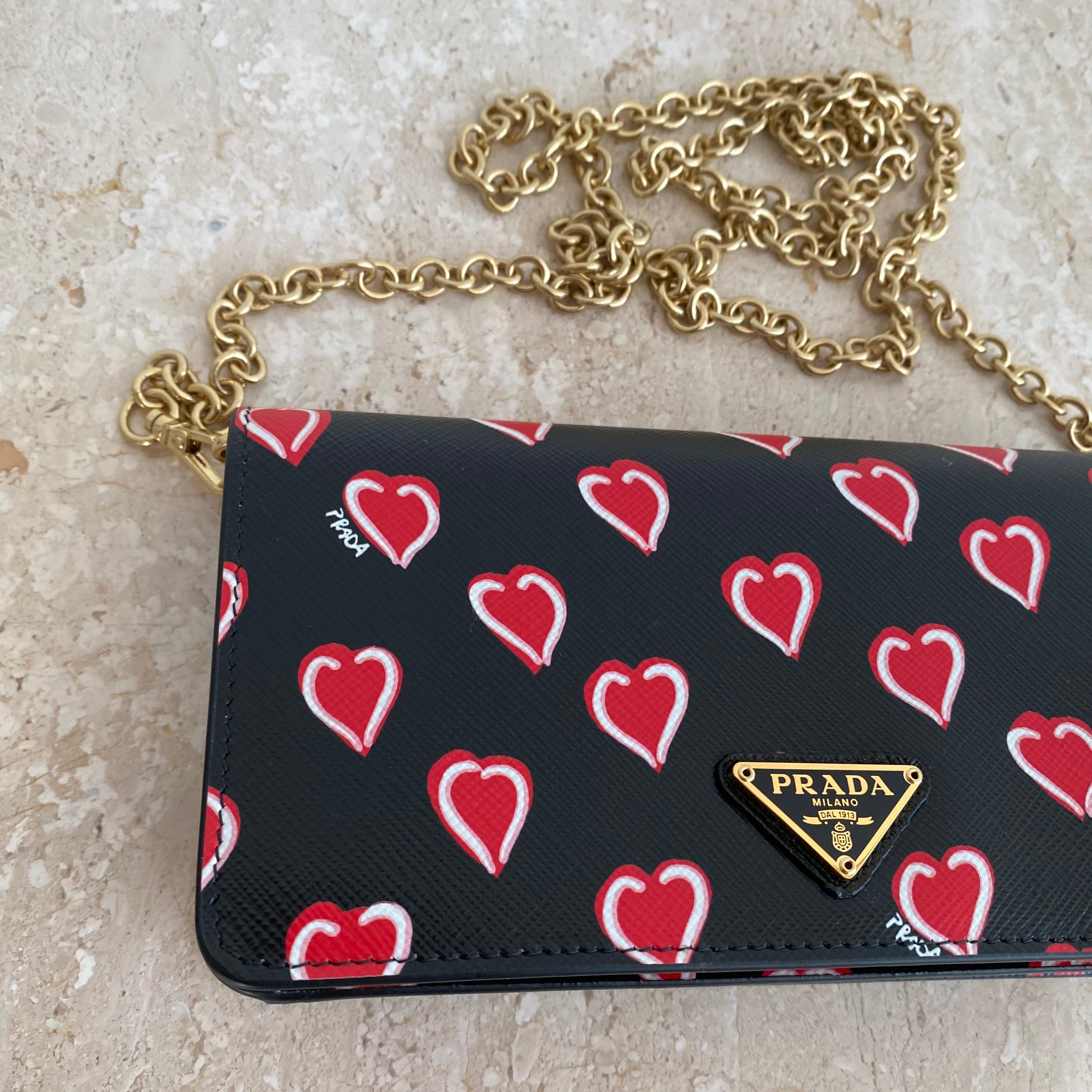 Authentic PRADA Saffiano Heart Print Chain Wallet Black – Valamode