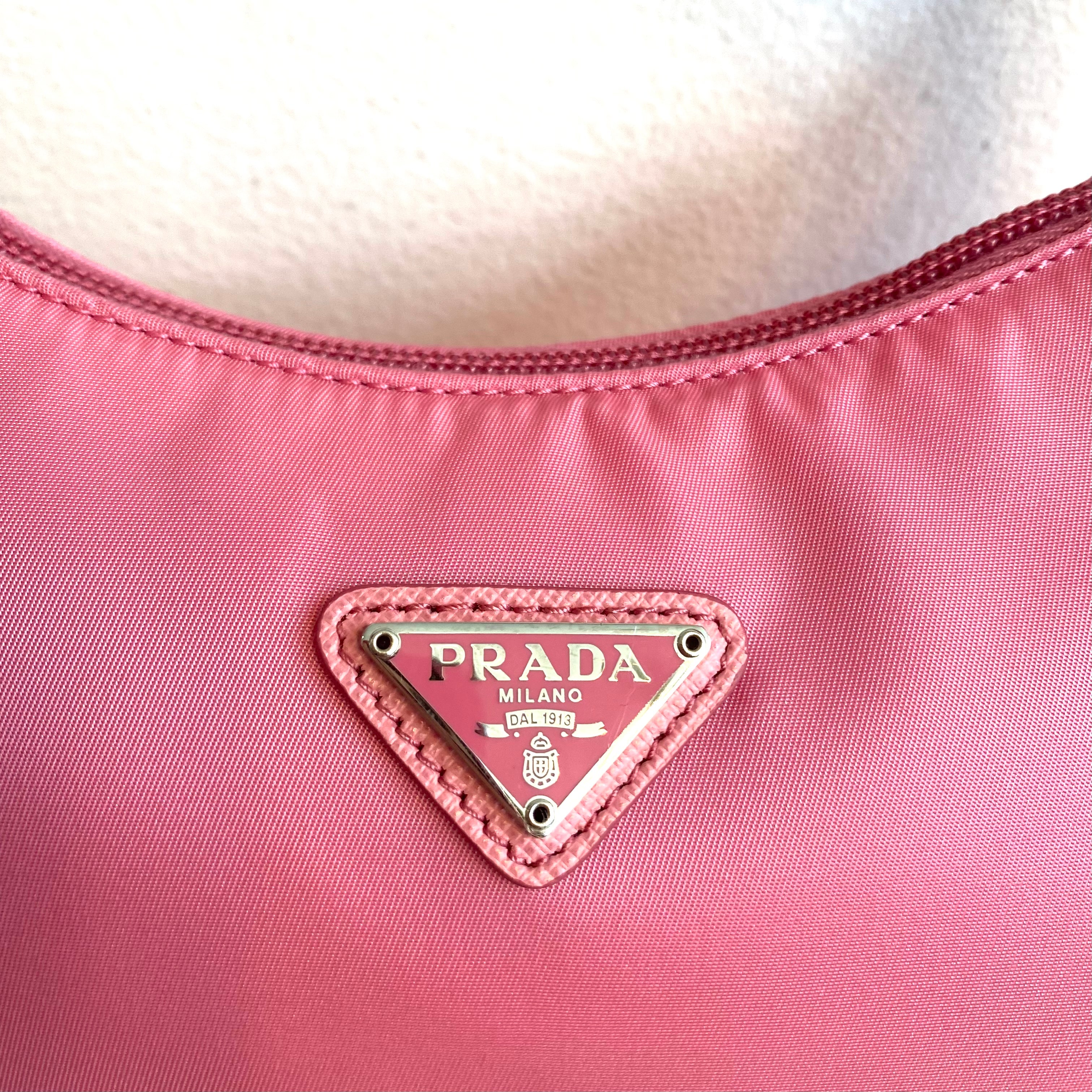 Authentic PRADA Pink Re-Edition 2000 Nylon Bag – Valamode