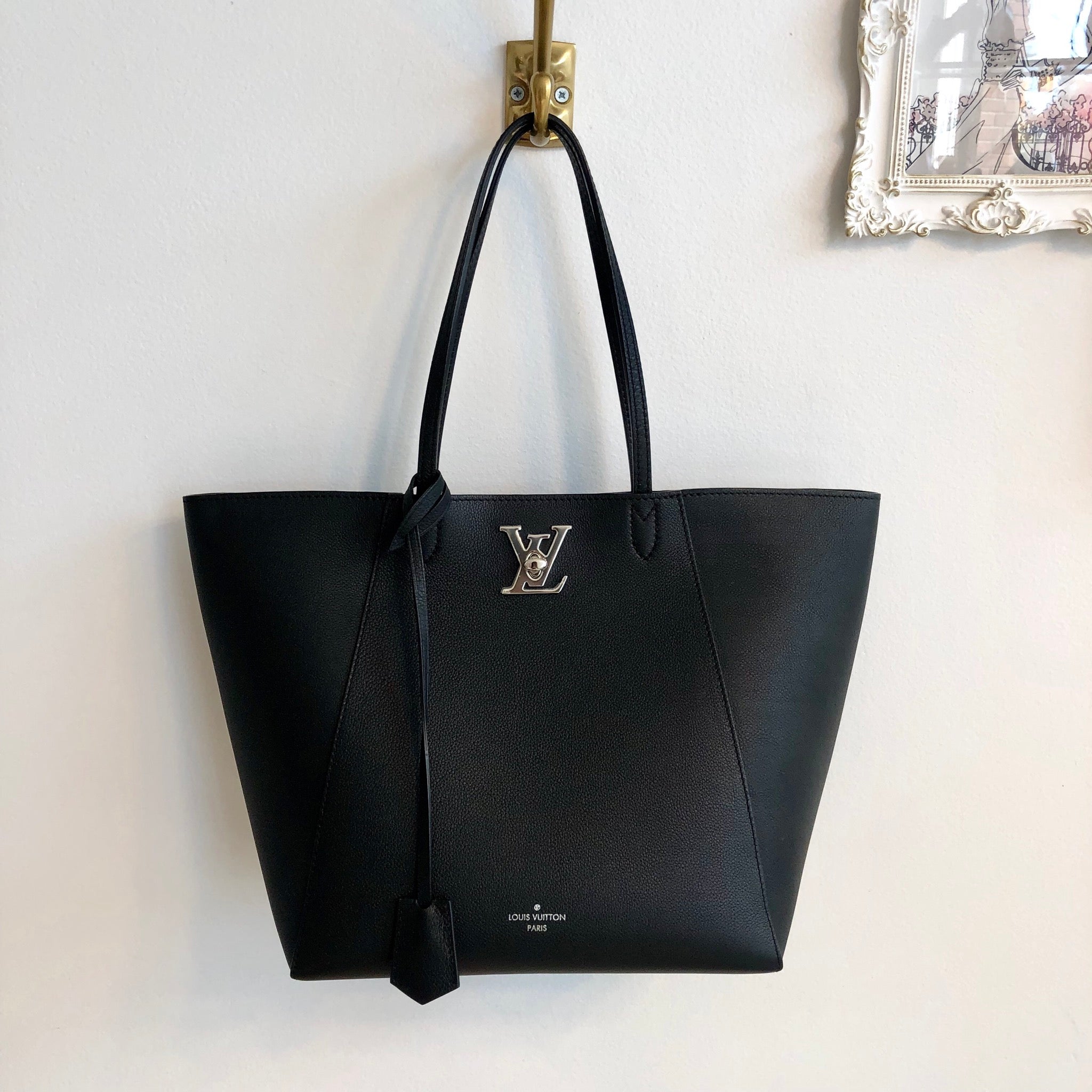 Louis Vuitton Black/Beige Leather Lockme II Bag at 1stDibs